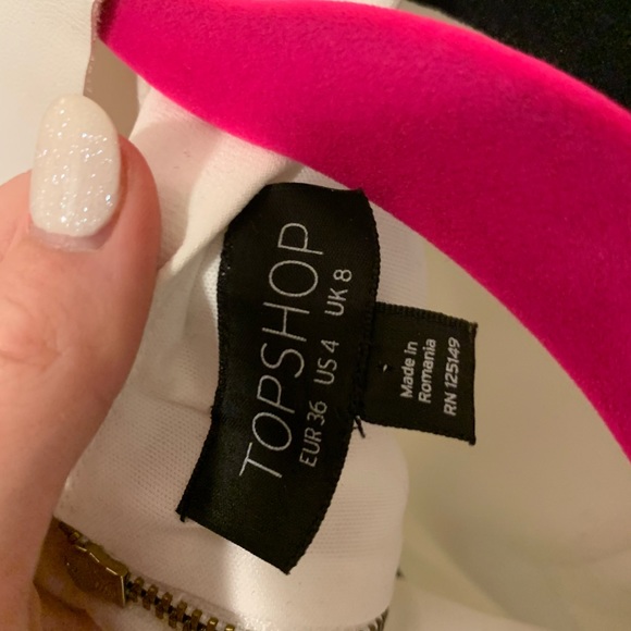 TOPSHOP Crop Top - Picture 2 of 3